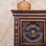 Maharaja Crest Sideboard - Image 5